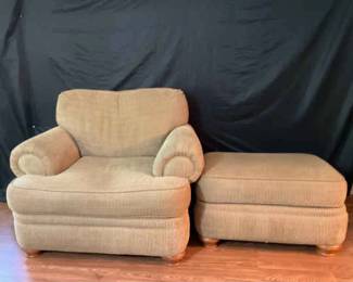 Broyhill Seat And Ottoman