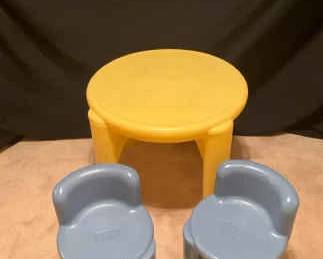 Kids Plastic Play Table