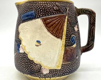 Majolica aesthetic pattern pebble jug