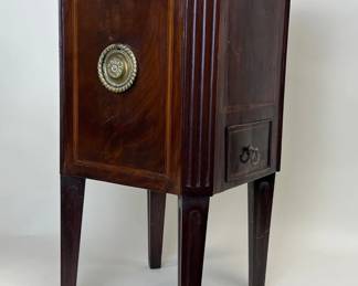 Continental petite bottle case