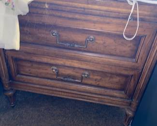2 drawer night stand