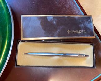 1 of many quality pens - Parker