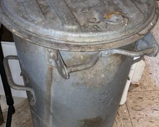 Incinerator bin