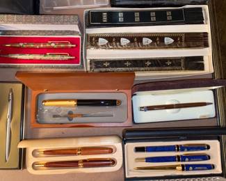 Assorted pen sets