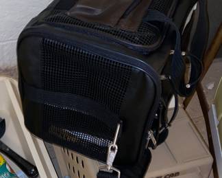 Cat carriers