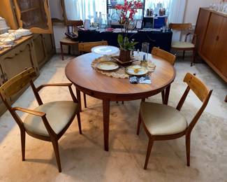 Flip -Flap MCM Danish Dyrlund dining room table (closed)