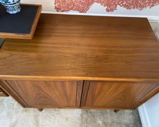 Drexel “Declaration” chest top… so smooth and gorgeous !