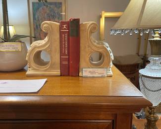 Bookends