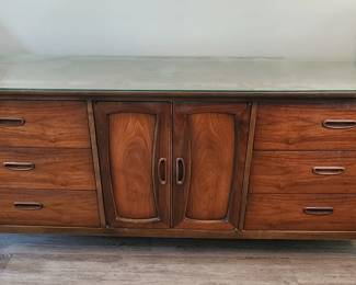 Lane dresser