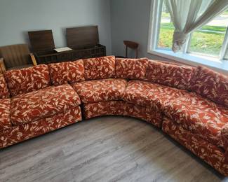 Mid century sectional by Town House Interiors, Chicago