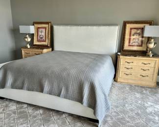 King size bed