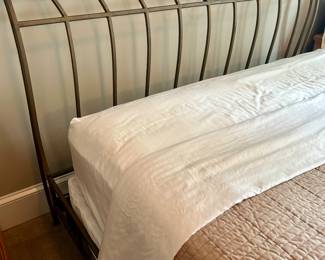 queen bed