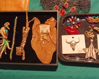 Vintage Costume Jewelry