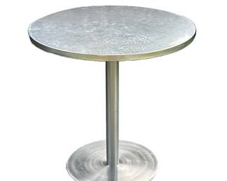 ALUMINUM SIDE TABLE | Round aluminum side table with textured top - h. 28 x dia. 27.5 in