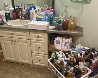 Beauty products and toiletries. Many are new.