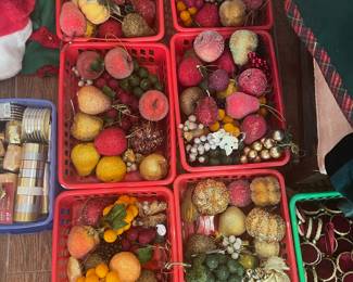Beautiful Christmas ornaments. Very affordable prices.