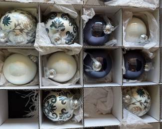 Front gate Christmas ornaments