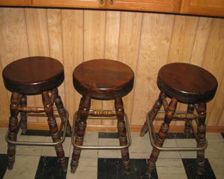 3 bar stools