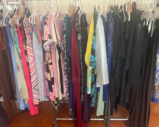 Sun dresses, T-shirt dresses and cocktail dresses