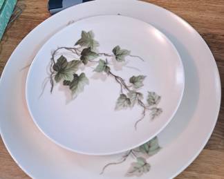 Corelle, partial set