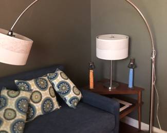 End table and decor