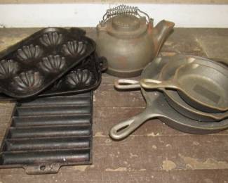 Cast Iron Cookware