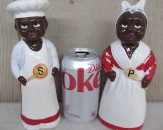 Black Art Range Size Salt & Pepper Shakers