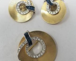 Costume Jewelry set: Boucher brooch and clip on earrings