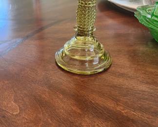 Adams & Co. Thousand Eye Canary cake stand