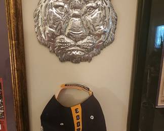 Arthur court tiger