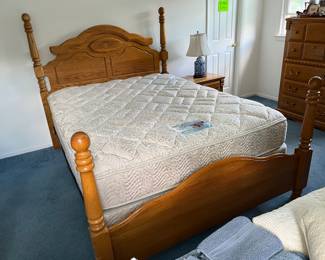 Samuel Lawrence Bedroom Set