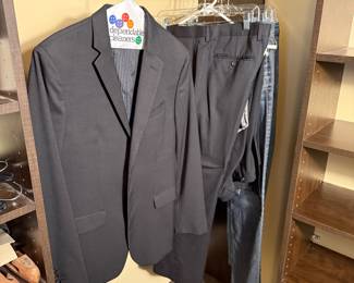 Men's Designer Apparel Lot - AG Adriano Goldschmied and Hudson Jeans, Banana republic Suit and more! Pants size 34, shirts sizes Medium/Large