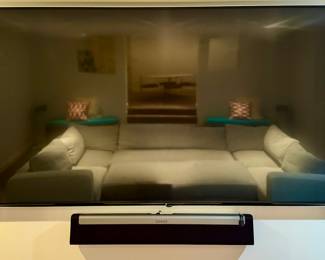 LG Television 