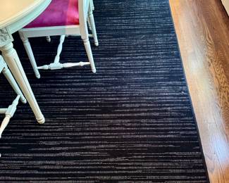 Area Rug (black & white)