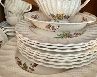 Copeland Spode Wicker Lane China – Vintage English Floral Dinnerware Set