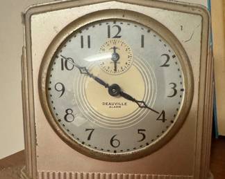 Deauville Alarm Clock by Ingraham – Art Deco Mid-Century Wind-Up Timepiece