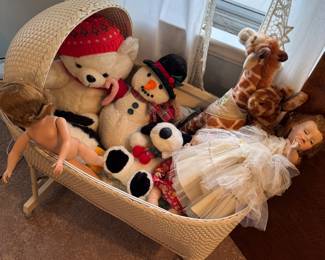 Vintage Wicker Baby Bassinet with Assorted Plush Toys and Dolls – Nursery & Collectible Lot