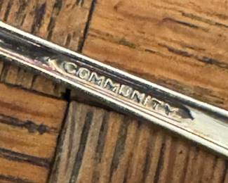 Community Silverplate Flatware Set with Case – Elegant Ornate Design