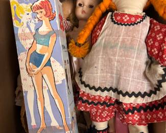 1960s Mattel Midge Doll with Original Box – Barbie’s Best Friend – Collector’s Item