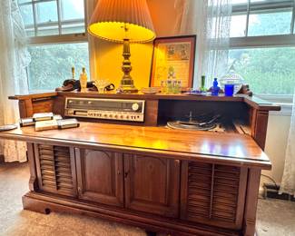 Wooden Console Stereo with Turntable, Radio, and 8-Track Player