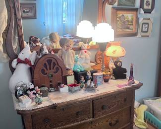 Antique wooden dresser + mirror