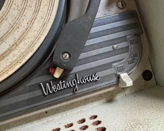 Westinghouse Record Player – Retro Turntable for Collectors & Audio Enthusiasts