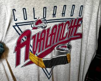 Colorado Avalanche tshirt