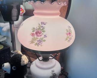 ANTIQUE VTG LARGE PINK FLORAL PAINTED LARGE HURRICANE LAMP GLASS