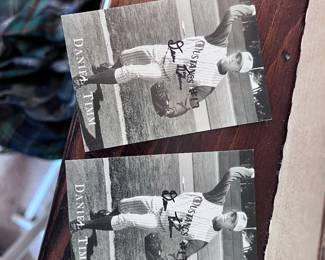 Daniel Timm signed card X2