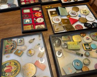 Extensive Vintage Makeup Compact & Vanity Collection – Art Deco to Mid-Century – Estate Sale Lot