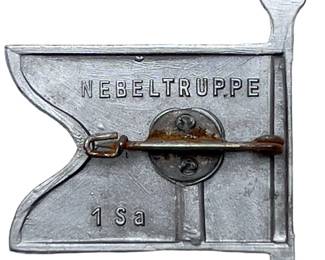 WWII German Nebeltruppe (Smoke / Rocket Troops) Plastic Tinnie / Day Badge