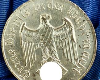 German WWII Luftwaffe 4-Year Long Service Medal - Parade Mount