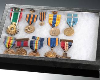 Multi-Era Military Medal Collection: WWI to Gulf War, US & Foreign, inc. Rare New Haven CT & PA Guard WWI, Korean War with Stars, Vietnam, USMC Good Conduct, Air Medal