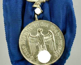 German WWII Luftwaffe 4-Year Long Service Medal - Parade Mount